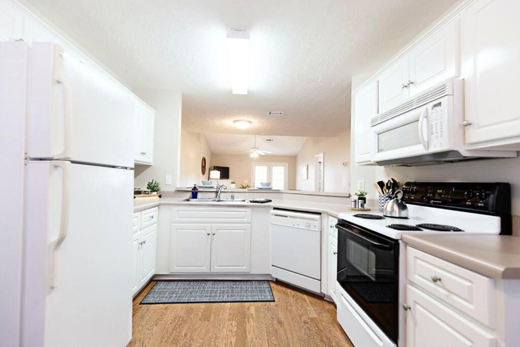 The Home Place & Prime Location Near I-20 Martinez Esterno foto